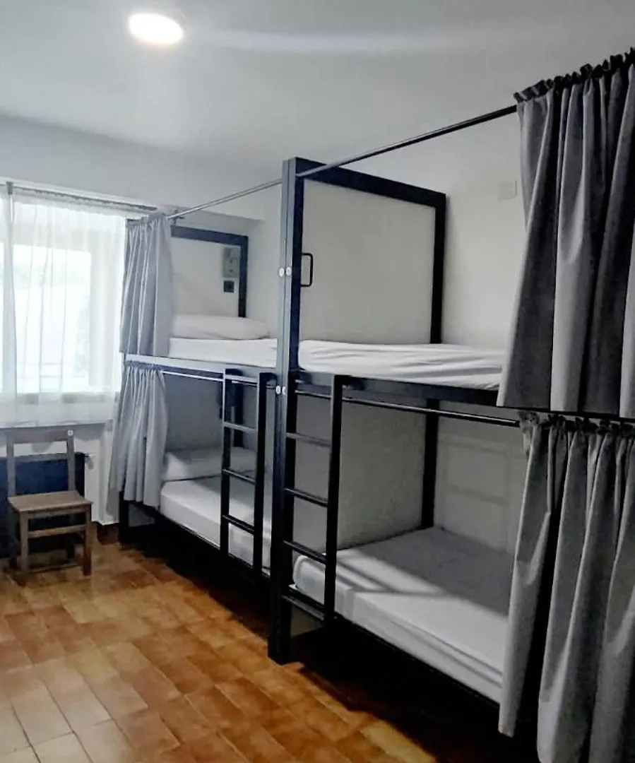 Hostel Akarregi-Kanpaia Albergue De Peregrinos Getaria